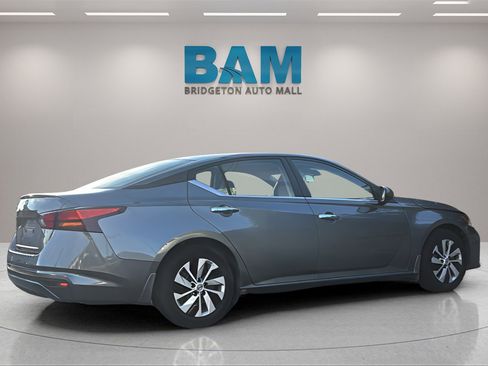 Used 2023 Nissan Altima 2.5 S image 10