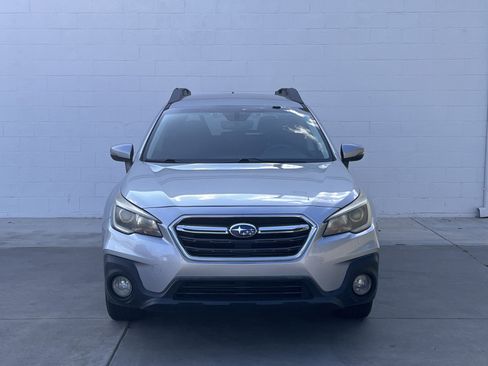 Used 2019 Subaru Outback 2.5i Premium image 2
