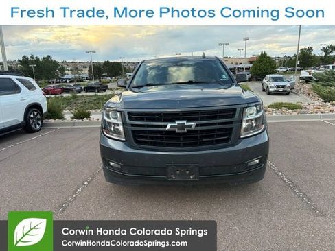 Used 2020 Chevrolet Suburban LT w/ RST Edition AWD/4WD image 2