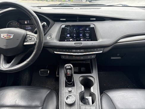Used 2021 Cadillac XT4 Sport AWD/4WD image 30