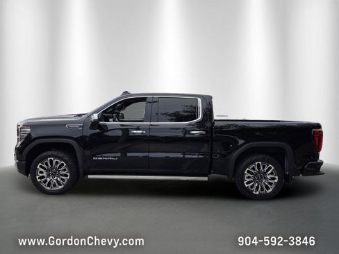 Used 2024 GMC Sierra 1500 Denali Ultimate AWD/4WD image 2