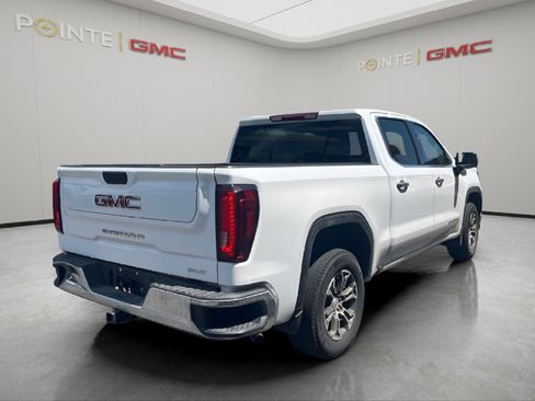 Used 2025 GMC Sierra 1500 SLT AWD/4WD image 8