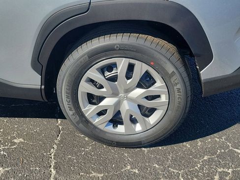 New 2026 Toyota Corolla Cross L image 5