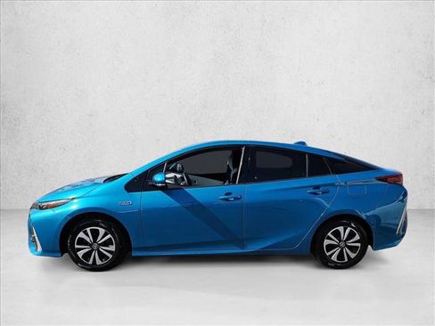 Used 2018 Toyota Prius Prime Advanced image 9