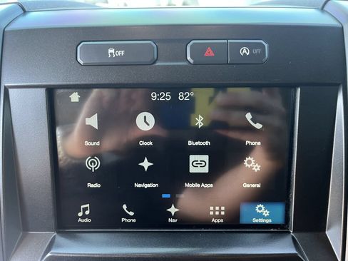 Used 2017 Ford F150 XLT w/ Equipment Group 302A Luxury AWD/4WD image 24
