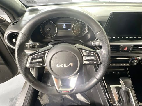 Used 2023 Kia Forte GT-Line image 11