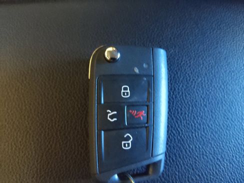 Used 2019 Volkswagen Jetta S FWD image 32