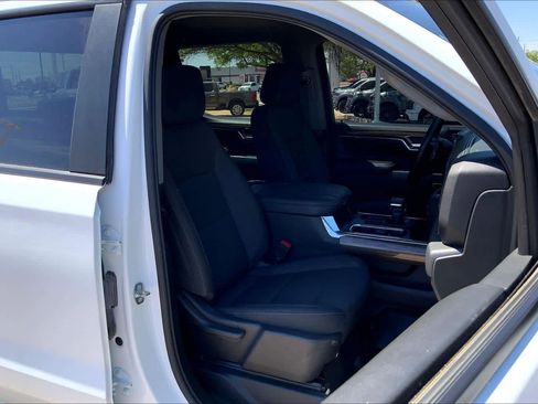 Used 2024 Chevrolet Silverado 1500 LT Trail Boss w/ Protection Package AWD/4WD image 9