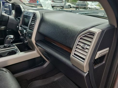 Used 2016 Ford F150 Lariat AWD/4WD image 43