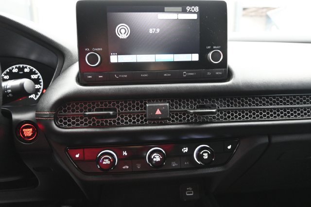 Used 2025 Honda HR-V Sport image 13