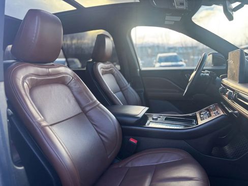 Used 2023 Lincoln Aviator Reserve w/ Equipment Group 201A image 29