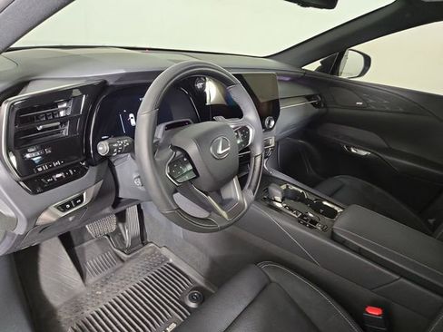 Used 2025 Lexus RX 350 AWD/4WD image 14