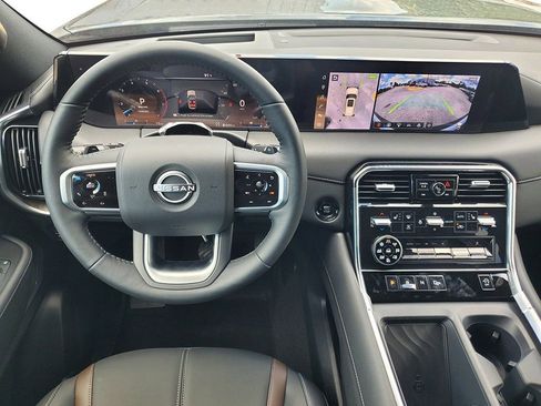 Used 2025 Nissan Armada SL w/ Captain's Chari Seat Package AWD/4WD image 18