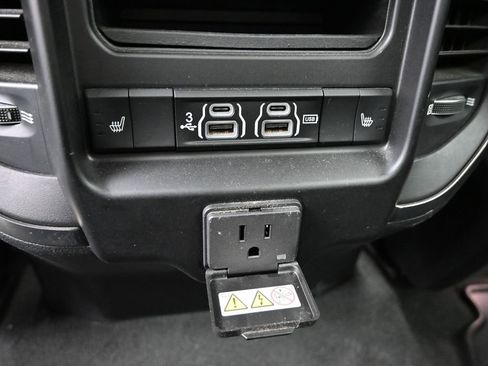 Used 2019 RAM 1500 Limited w/ Advanced Safety Group image 35