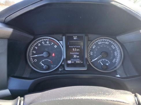 Used 2021 Toyota Tacoma TRD Sport w/ TRD Premium Sport Package image 12