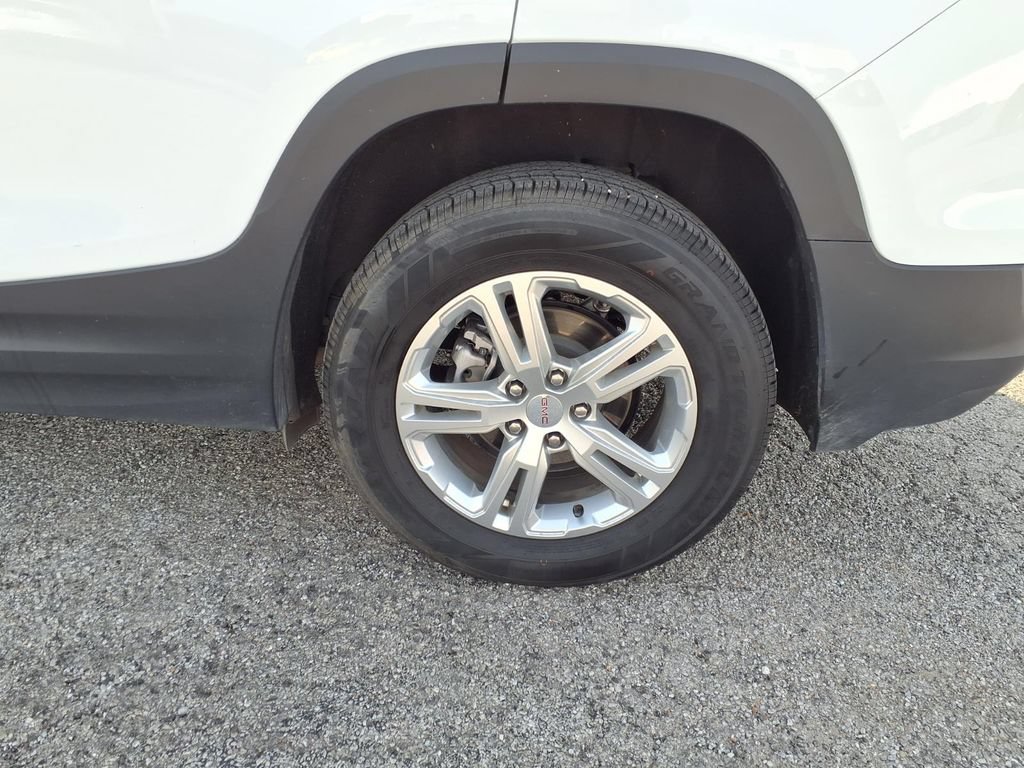 Used 2024 GMC Terrain SLE FWD image 25
