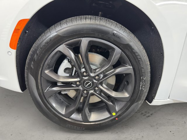 New 2026 Chrysler Pacifica Select AWD/4WD image 14
