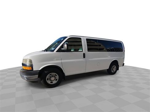 Used 2012 Chevrolet Express 3500 LT w/ LT Preferred Equipment Group image 4