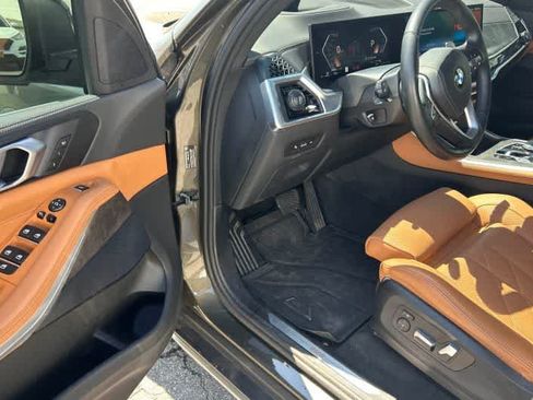 Used 2025 BMW X5 xDrive40i AWD/4WD image 8