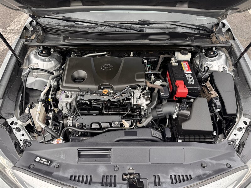 Used 2019 Toyota Camry SE FWD image 10