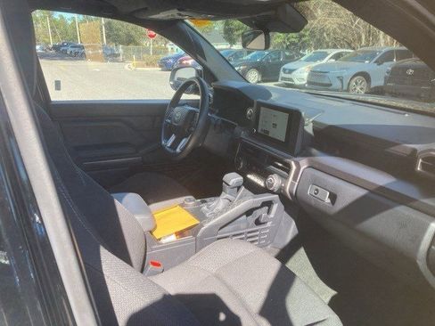 Used 2025 Toyota 4Runner SR5 image 8