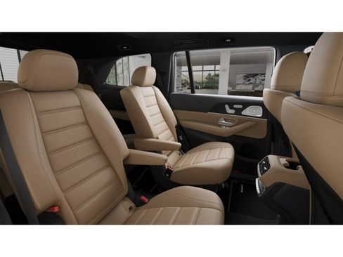 New 2026 Mercedes-Benz GLS 450 4MATIC image 6