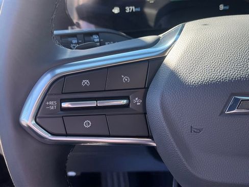 New 2026 Chevrolet Equinox LT w/ Convenience Package II image 20