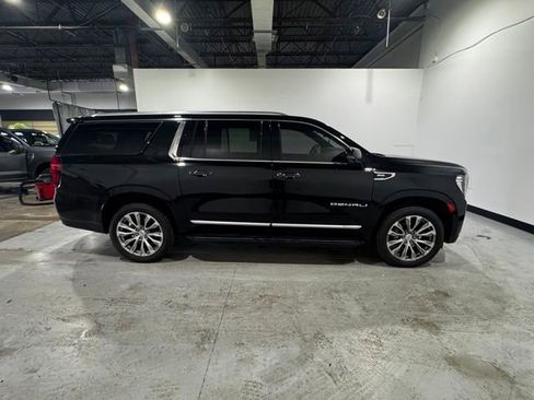 Used 2023 GMC Yukon XL Denali w/ Max Trailering Package AWD/4WD image 7