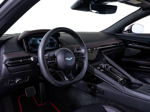 Used 2025 Aston Martin DB12 Coupe RWD image 20