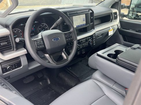 New 2026 Ford F250 XL w/ 360-Degree Camera Package image 2