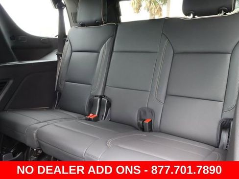 New 2026 GMC Yukon Elevation AWD/4WD image 17