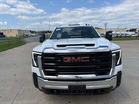 New 2026 GMC Sierra 2500 Pro w/ Convenience Package AWD/4WD image 5
