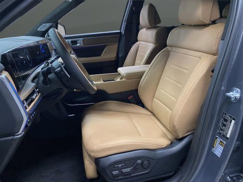 New 2026 Hyundai Santa Fe Calligraphy image 4