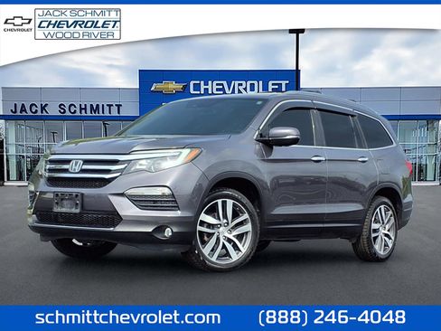 Used 2017 Honda Pilot Elite image 1