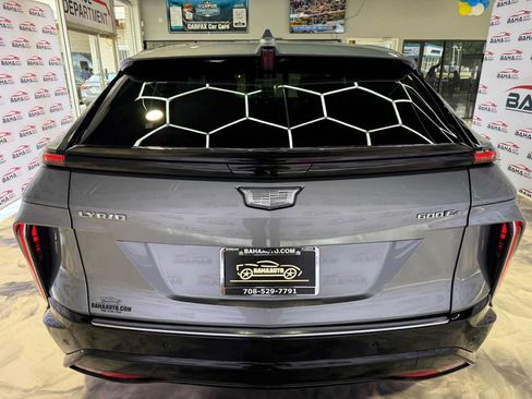 Used 2024 Cadillac Lyriq Tech AWD/4WD image 8