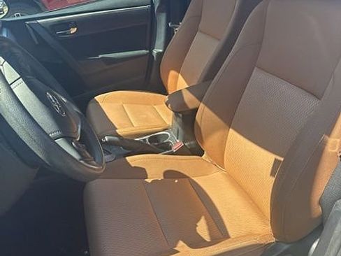 Used 2015 Toyota Corolla LE image 5