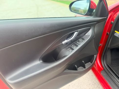 Used 2018 Hyundai Elantra GT w/ Style Package 02 image 22