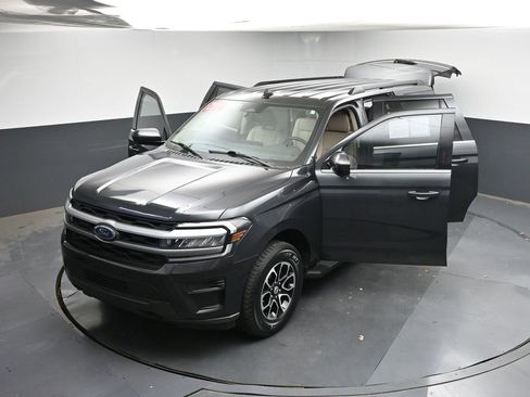 Used 2023 Ford Expedition Max XLT AWD/4WD image 47