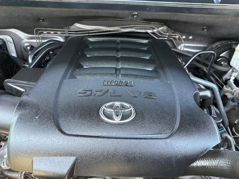 Used 2017 Toyota Tundra SR5 image 48