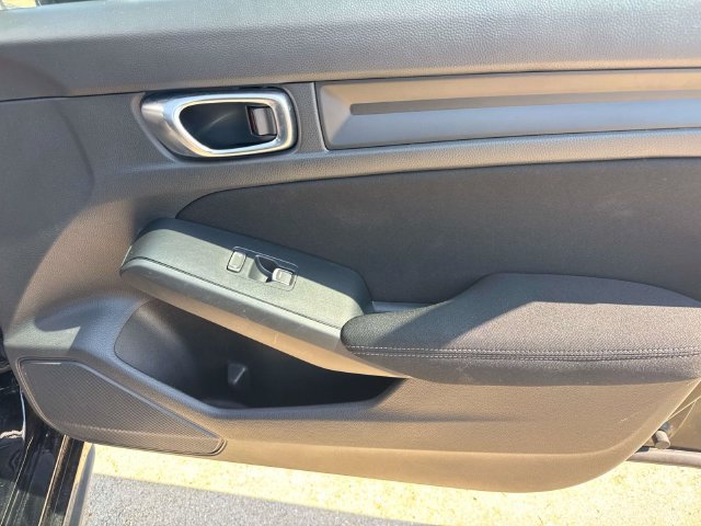 Used 2025 Honda Civic Sport image 16