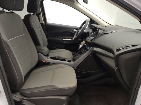 Used 2015 Ford Escape SE w/ Equipment Group 201A image 21