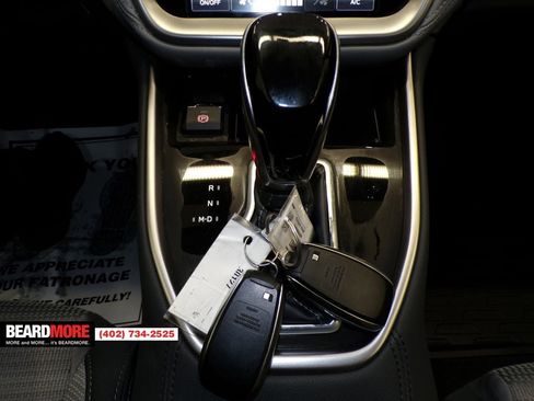 Used 2025 Subaru Outback Premium w/ Popular Package #1A image 35