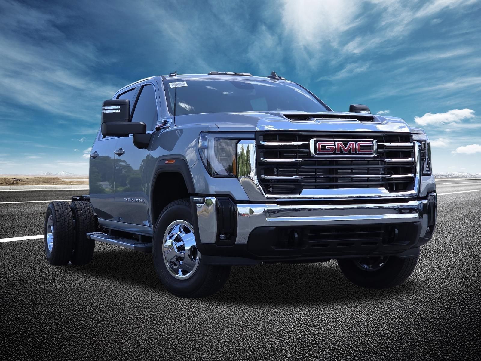 New 2026 GMC Sierra 3500 SLE AWD/4WD image 2