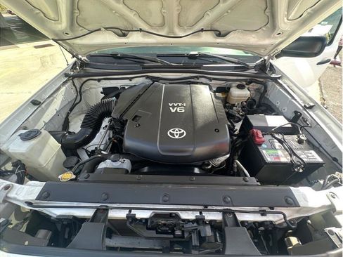 Used 2011 Toyota Tacoma 4x4 Double Cab w/ TRD Off-Road Pkg w/JBL Audio image 27