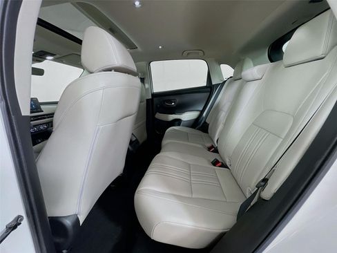 Used 2023 Honda HR-V EX-L image 28