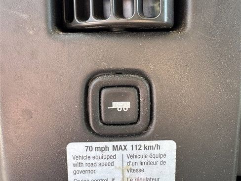 Used 2016 GMC Savana 3500 RWD image 25