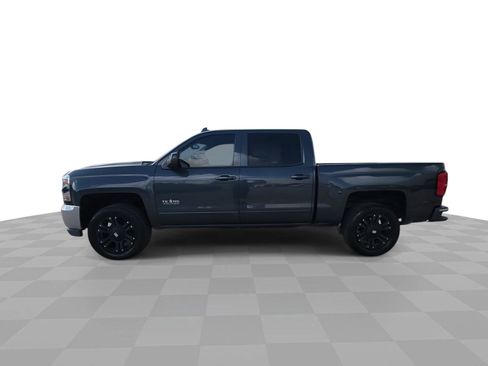 Used 2018 Chevrolet Silverado 1500 LT w/ Texas Edition RWD image 5