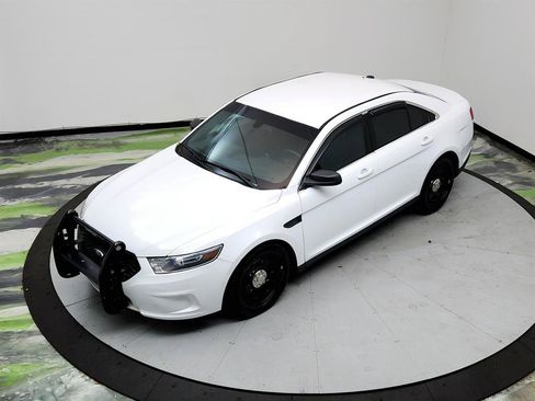 Used 2018 Ford Taurus Police Interceptor AWD image 29