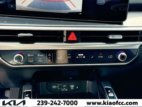 New 2026 Kia Sorento S image 32