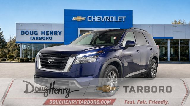 Used 2025 Nissan Pathfinder SV FWD image 1